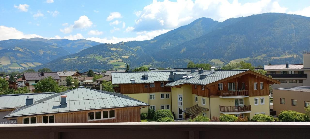 Alm Appartements Zellamsee Целль-ам-Зе Экстерьер фото